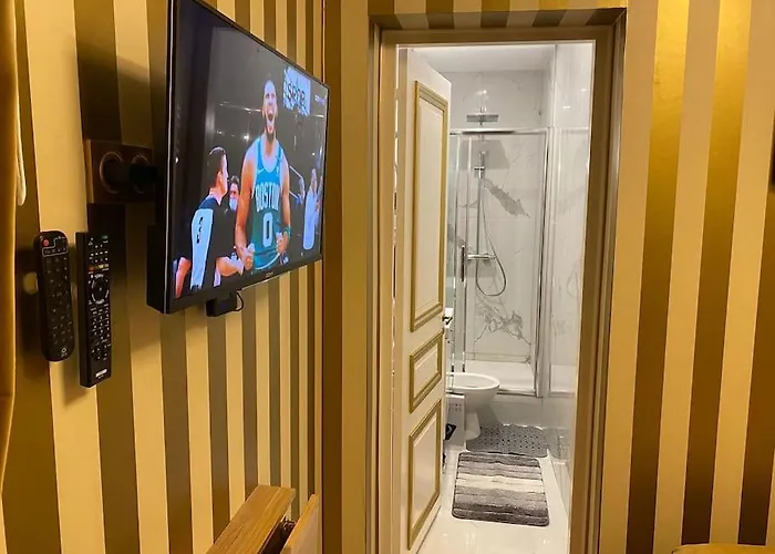 דירה Premium 2 Minutes Walk From Champs-elysees *