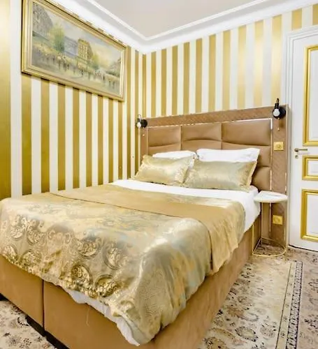Premium 2 Minutes Walk From Champs-elysees Paris